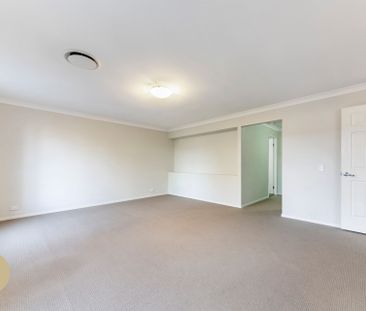 Large Home&comma; Murray Farm Primary School Catchment - Photo 4