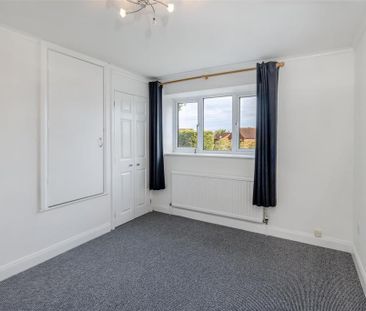 2 bedroom semi-detached house to rent - Photo 2