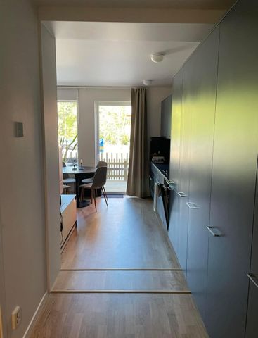 Snödroppsgränd, Hässelby - Photo 2
