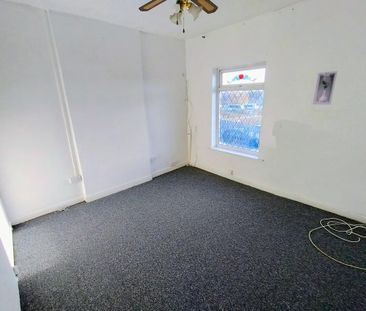 3 bedroom apartment to rent - Photo 1