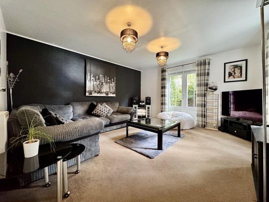 5 bedroom semi-detached house to rent - Photo 1