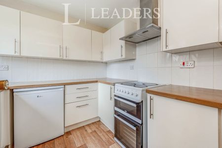 2 bedroom apartment to rent Manor Fields, Horsham, RH13 - Photo 5