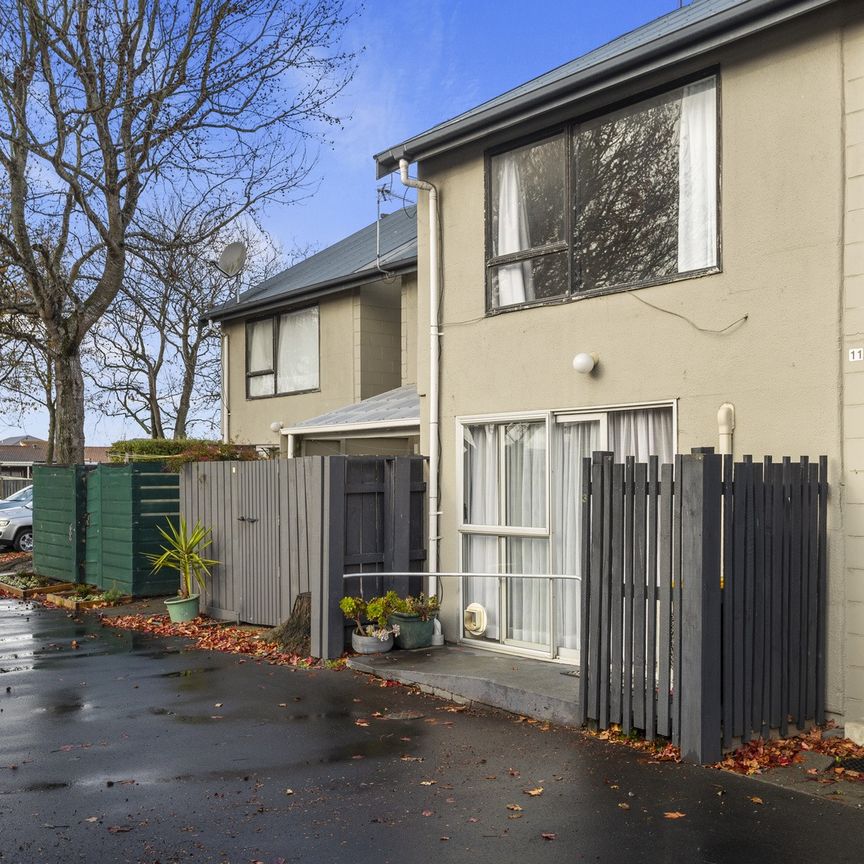 1-Bedroom Flat with Carport - Photo 1