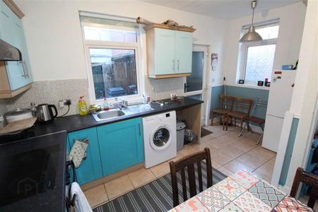 41 Dunraven Avenue, Belfast, BT5 5JR - Photo 5