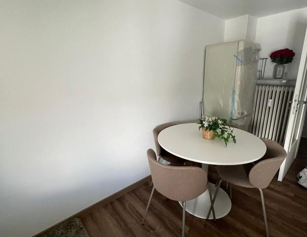 1-Zimmerwohnung neu renoviert im Frankfurter Nordend Hegelstr - Foto 1