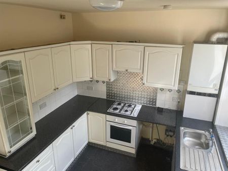 2 bedroom terraced house to rent - Photo 4
