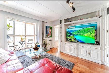 Carrer Mas, L'Hospitalet de Llobregat, Catalonia 08903 - Photo 5