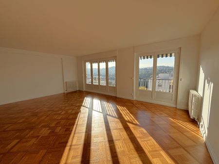 APPARTEMENT T5 A LOUER - STE FOY LES LYON - 114.73 m2 - 1 485 € charges comprises par mois - Photo 2