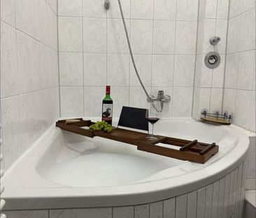 Am Marstall, 2 Zim. + Bal., Möblierte Übernahme, Sofort verfügbar - Photo 1