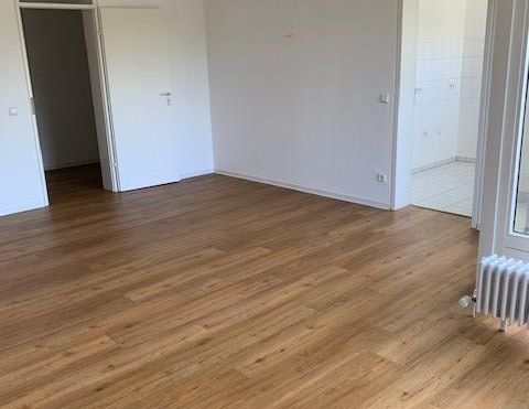 Gemütliche 2-Zimmer-Wohnung mit Balkon auf dem Zollberg - Photo 1