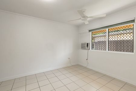 3/94 The Strand, North Ward - Photo 3