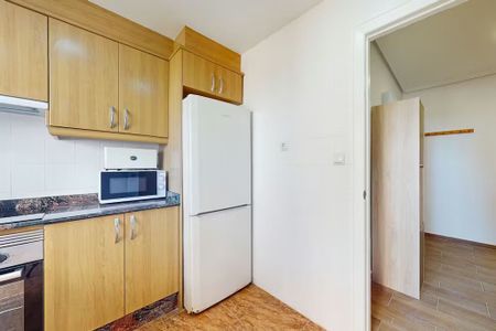 Carrer dEscalante, Valencia, Valencian Community 46011 - Photo 2