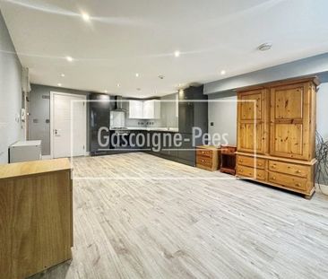 Town Centre - Aldershot - GU11 - Photo 1