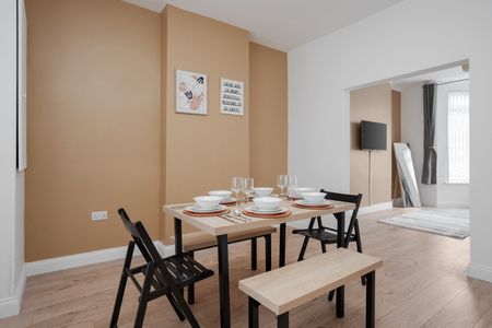 3 Bed End Terrace, Woodhall Road, L13 - Photo 3