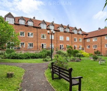 1 Bedroom Apartment, Holly Court – Leatherhead - Photo 5