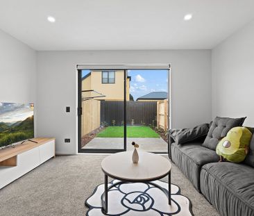 Modern 2BR Townhouse in Linwood! - Photo 1