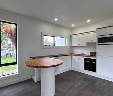 Freshly Renovated 2-Bedroom Unit - Power & Water Included - Photo 1