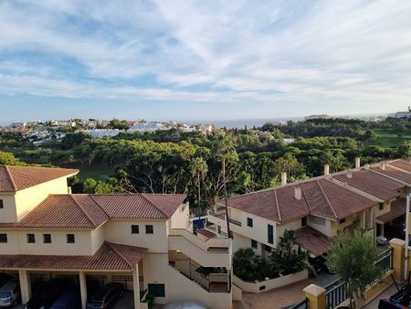 3 room luxury Apartment for rent in Benalmádena, Andalusia - Photo 5