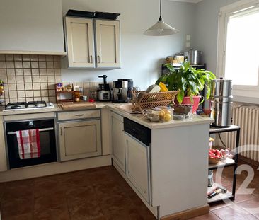 Location Appartement 4 pièces 91m² MONTAUBAN 82000 - Photo 6