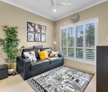 Immaculate Home in a Fantastic Location - Photo 2