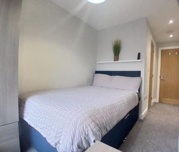 1 bedroom in a house share to rent - Photo 5