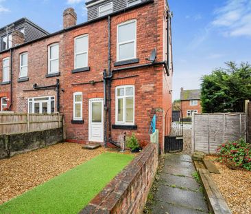 3 bedroom end of terrace house to rent - Photo 4