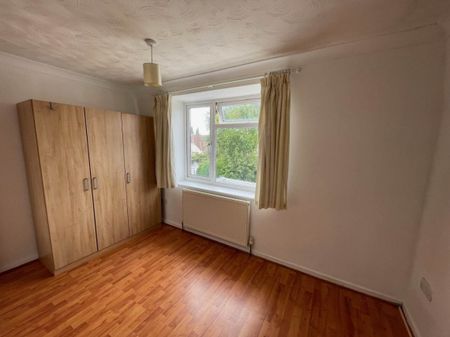 Claverham, North Somerset - Photo 2