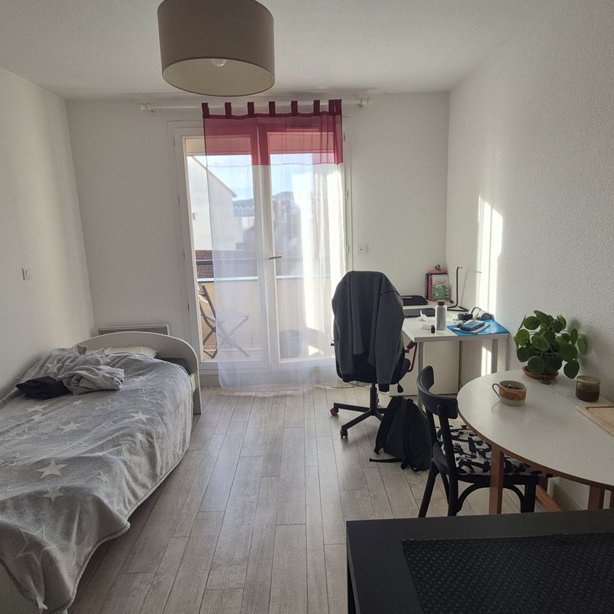 Location Appartement 1 pièce 20m² CLERMONT FERRAND 63000 - Photo 1
