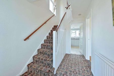 Chesham Way,wd, Watford, WD18 - Photo 5