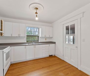 For Lease - 36 Arnold Crescent Unit# Upper, Richmond Hill, Ontario - Photo 2