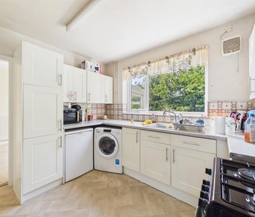 3 BED House To rent - Photo 6
