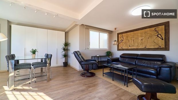 valencia, Valencian Community 46020 - Foto 1