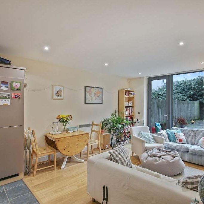 1 bedroom apartment to rent - Photo 1