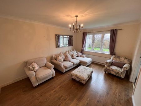 3 bedroom detached house to rent - Photo 3
