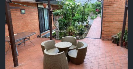 Two bedroom house complete with air conditioning and ducted heating located in a quiet street setting. - Photo 5