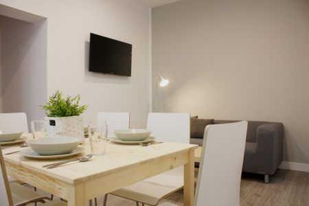 Large room in Núñez de Balboa Street - Photo 2