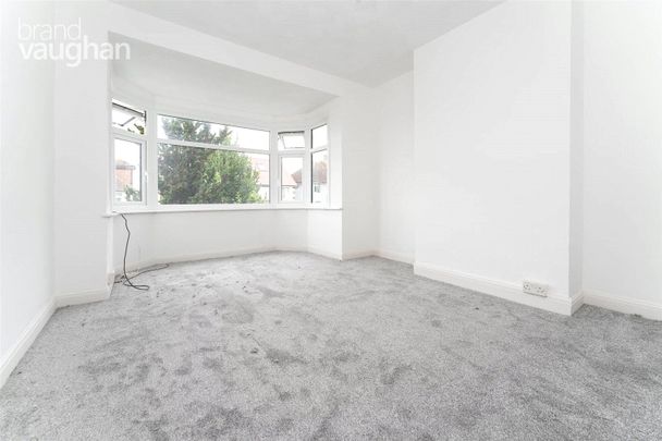 4 bedroom semi-detached house to rent - Photo 1