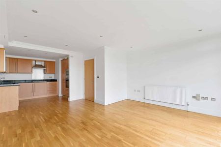 Point Wharf Lane, TW8, London - Photo 2