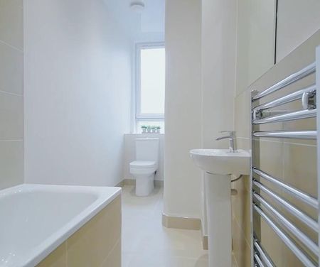 2 bedroom flat to rent - Photo 5