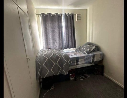 Room in a Shared Flat, Elvin Court, NW9 - Photo 1