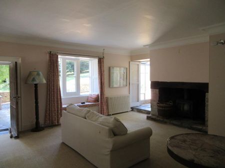 6 bedroom character property to rent - Photo 3