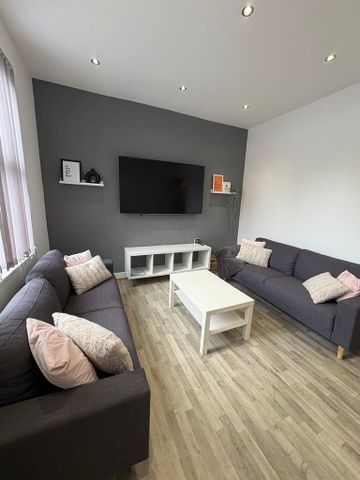 4 bedroom house to rent - Photo 2