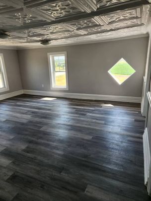 For Lease - 2108 Regional 14 Road Unit# 1, West Lincoln, Ontario - Photo 1