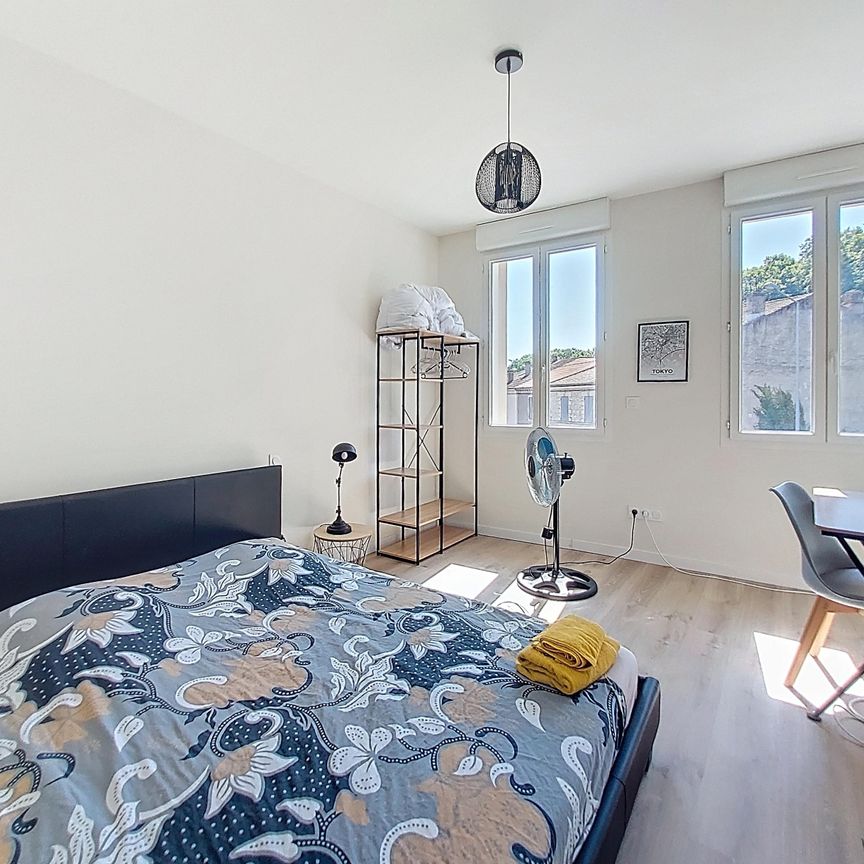 Location / Duplex - Photo 1