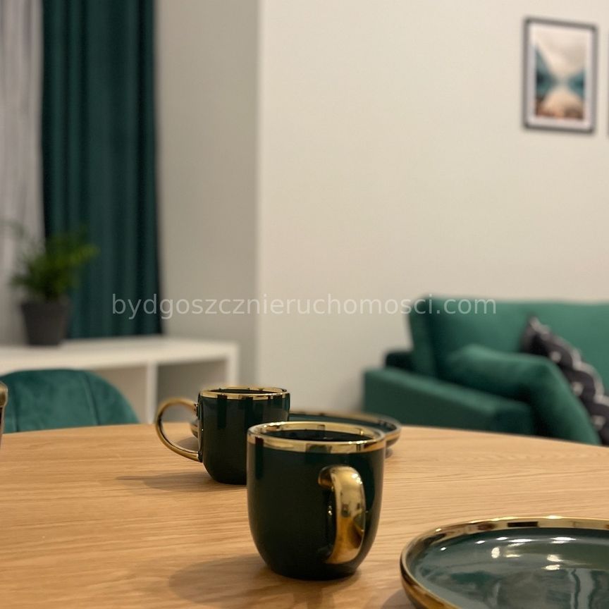 Elegancki apartament 43m2 opłaty i wifi zawarte w podanej cenie - Фото 1