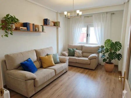 Piso en alquiler en Calle de La Bañeza, 28 - Foto 3