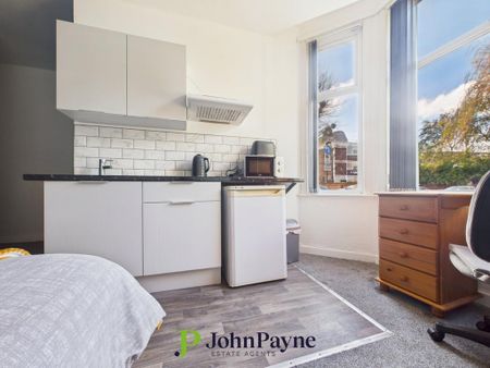 Studio to rent - Photo 3