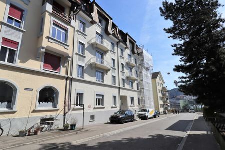 Moderne 2.5 Zimmer-Wohnung an zentraler Lage - Photo 4