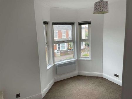 Hurst Grove, Bedford, MK40 - Photo 5