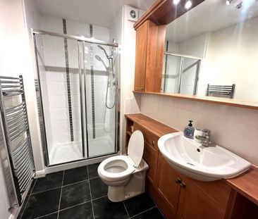 94 Queens Crescent, AB15 4BE, Aberdeen - Photo 3